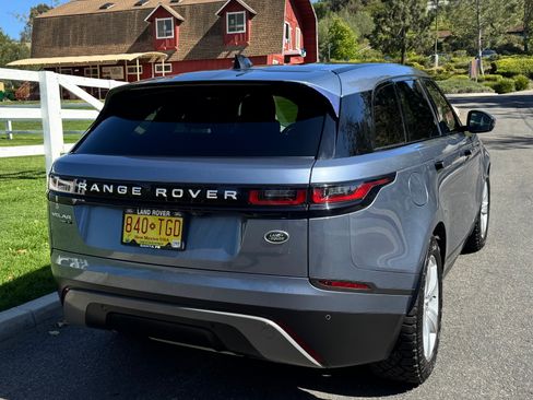 Used 2018 Land Rover Range Rover Velar S AWD/4WD image 10