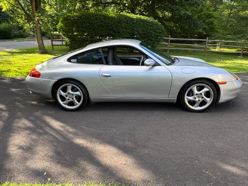 Used 1999 Porsche 911 Carrera 4 AWD/4WD image 5