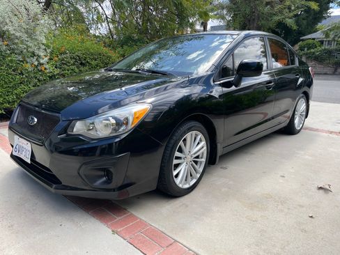 Used 2012 Subaru Impreza 2.0i Premium AWD/4WD image 8