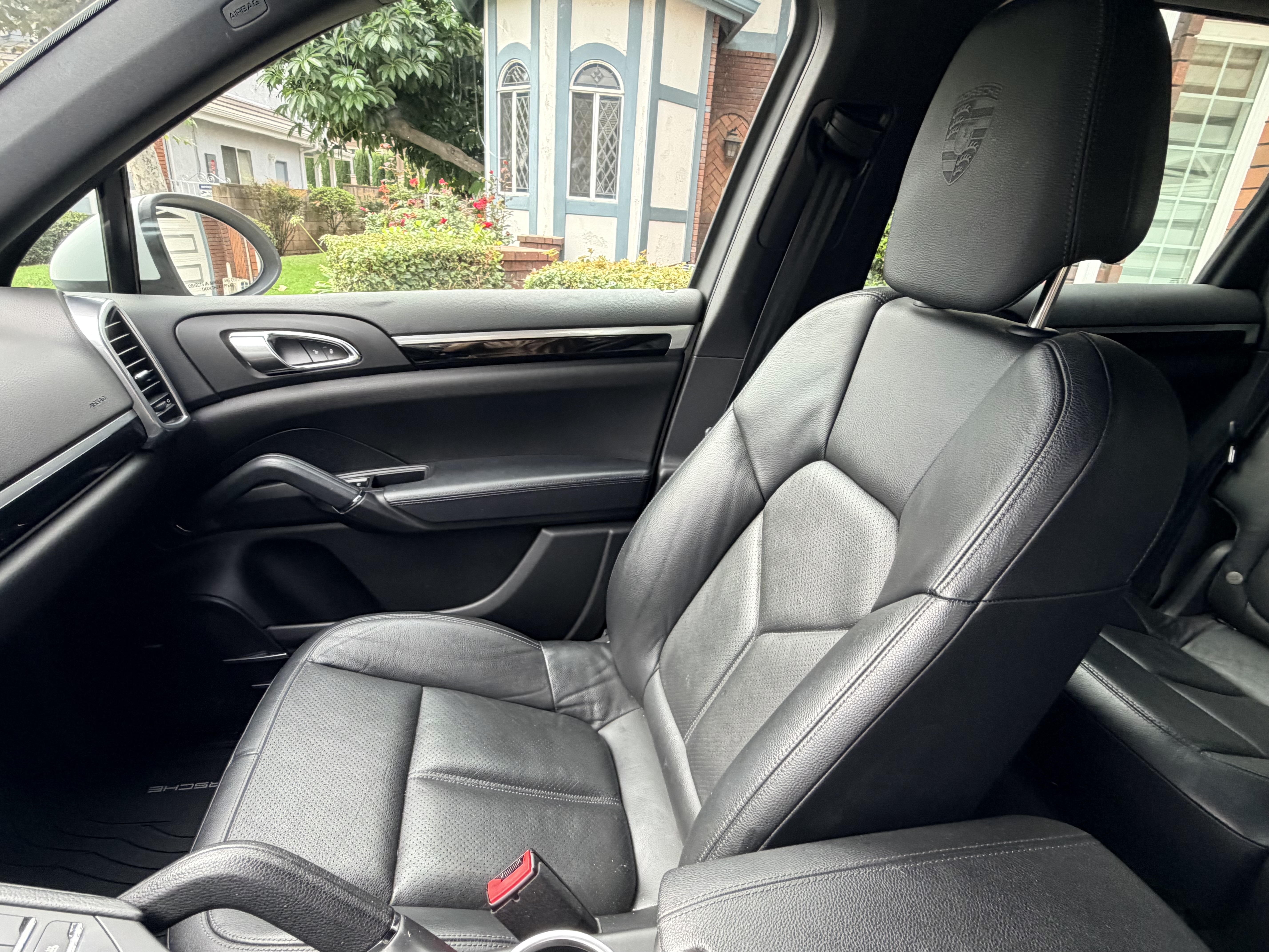 Used 2014 Porsche Cayenne AWD/4WD image 26