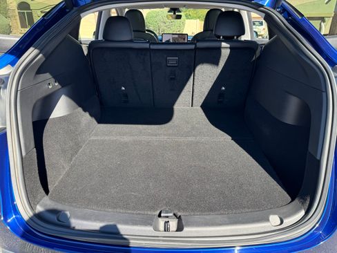 Used 2021 Tesla Model Y Long Range image 10