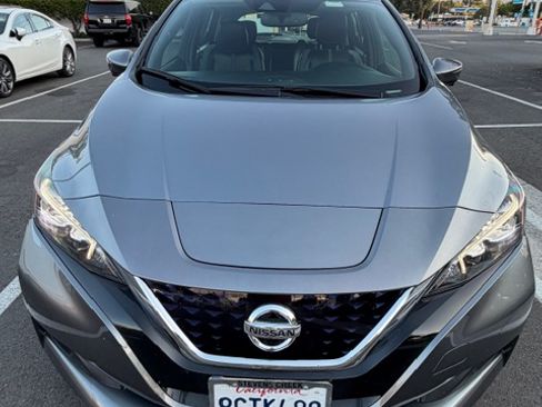 Used 2018 Nissan Leaf SL w/ SL Technology Package FWD image 6