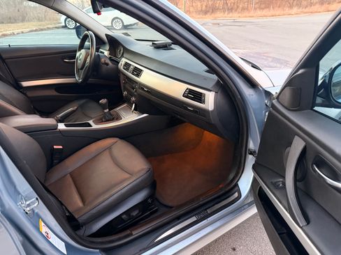 Used 2009 BMW 335i xDrive 335i xDrive Sedan 4D image 19