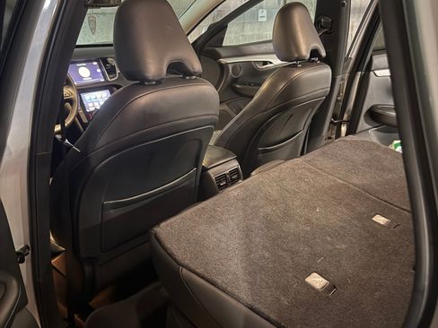 Used 2019 INFINITI QX50 Luxe FWD image 26