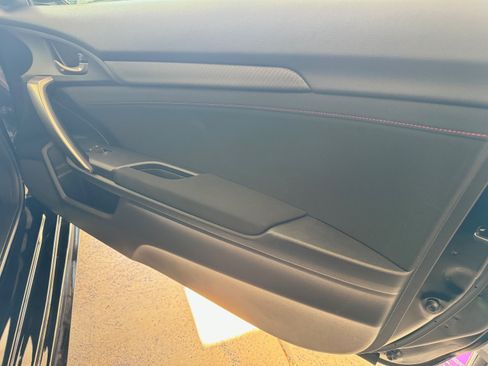 Used 2019 Honda Civic Si image 18