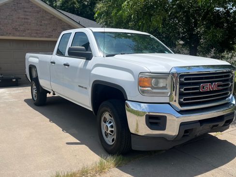 Used 2016 GMC Sierra 2500 2WD Double Cab image 1