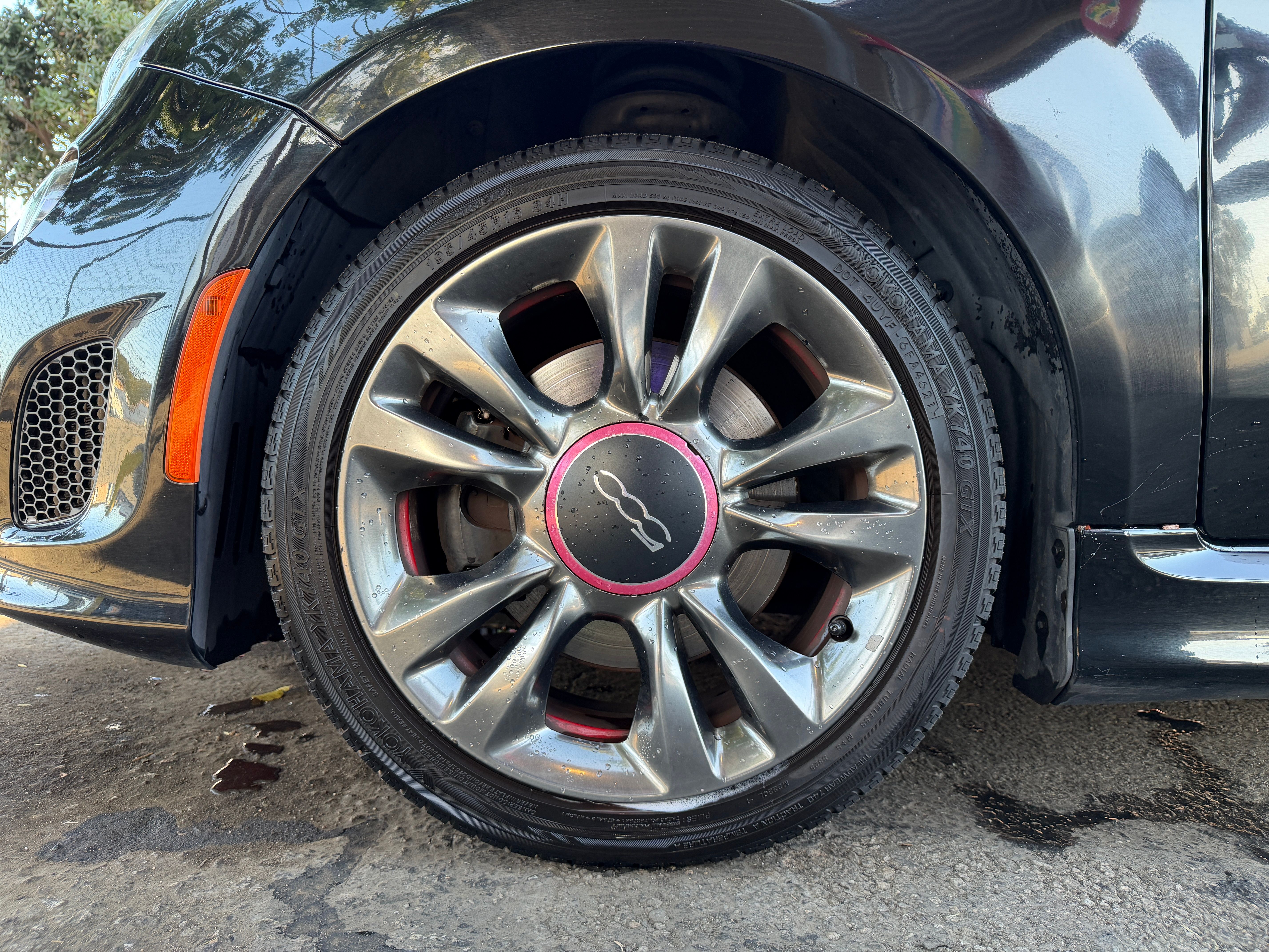 Used 2014 FIAT 500 GQ Edition w/ Comfort/Convenience Group FWD image 12