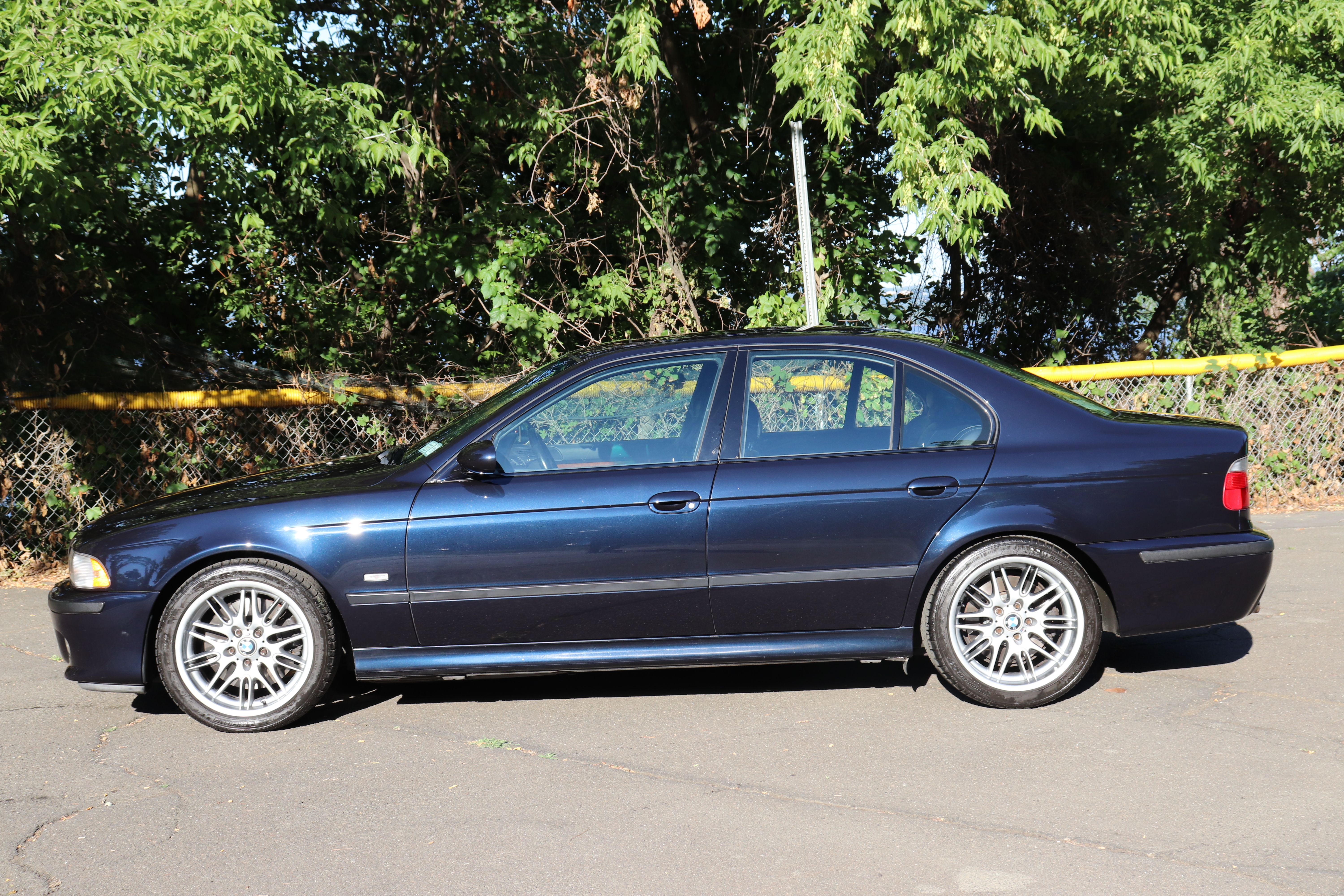 Used 2000 BMW M5 RWD image 10