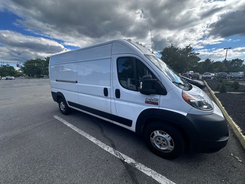 Used 2020 RAM ProMaster 2500 FWD image 4