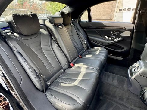 Used 2017 Mercedes-Benz S 550 4MATIC Sedan image 18