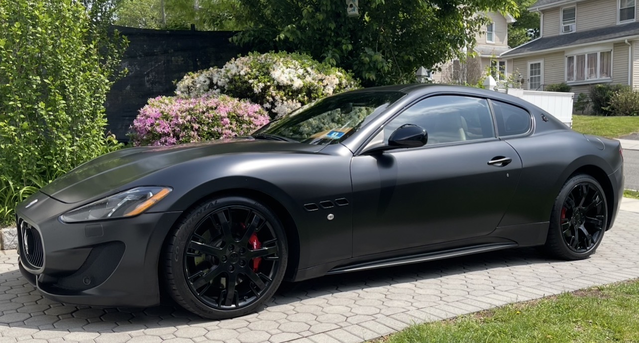 Used 2013 Maserati GranTurismo Sport RWD image 1