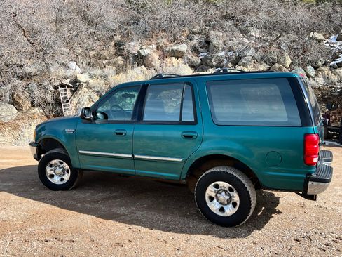 Used 1997 Ford Expedition 4WD image 4