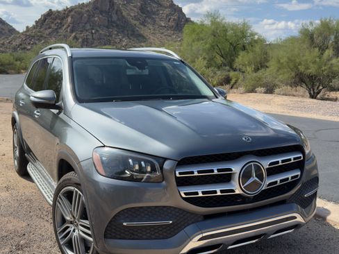 Used 2020 Mercedes-Benz GLS 450 4MATIC image 1