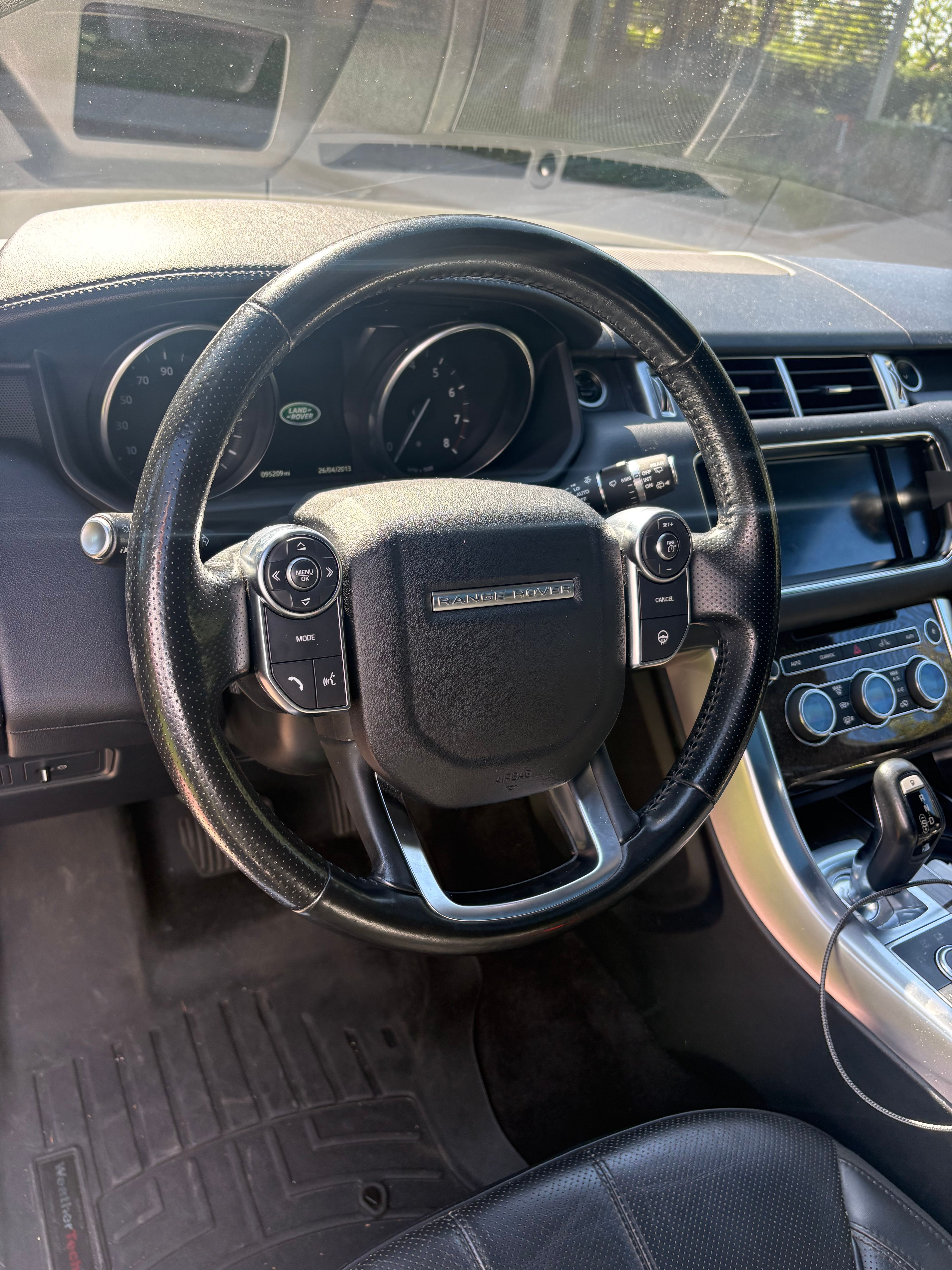 Used 2016 Land Rover Range Rover Sport HSE AWD/4WD image 9