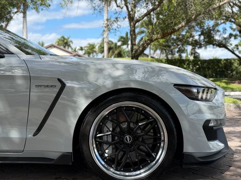 Used 2017 Ford Mustang Shelby GT350 w/ Electronics Package image 5