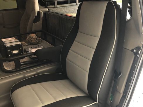 Used 2003 HUMMER H1 4-Door Wagon image 25