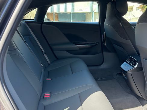 Used 2024 Lucid Air Pure RWD image 15