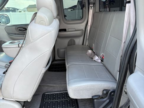 Used 2003 Ford F150 Lariat AWD/4WD image 10