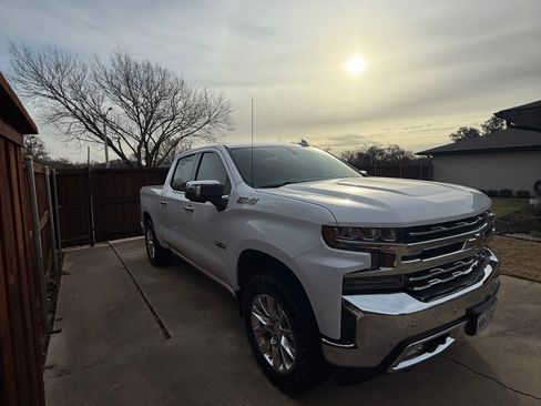 Used 2020 Chevrolet Silverado 1500 LTZ w/ LTZ Texas Edition image 4