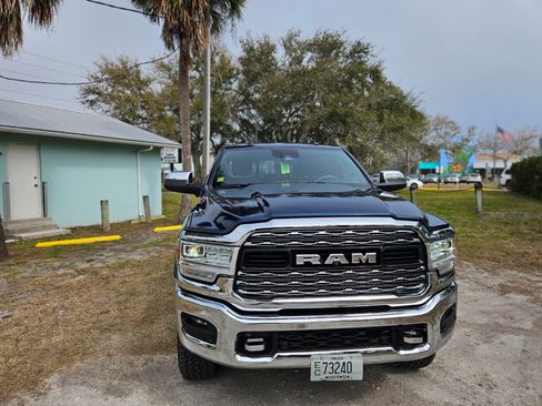 Used 2021 RAM 3500 Limited image 6