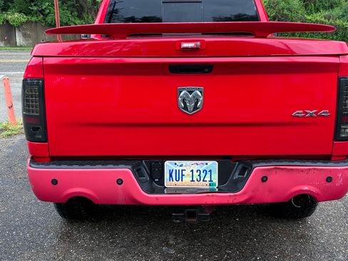 Used 2010 Dodge Ram 1500 Truck Sport AWD/4WD image 13