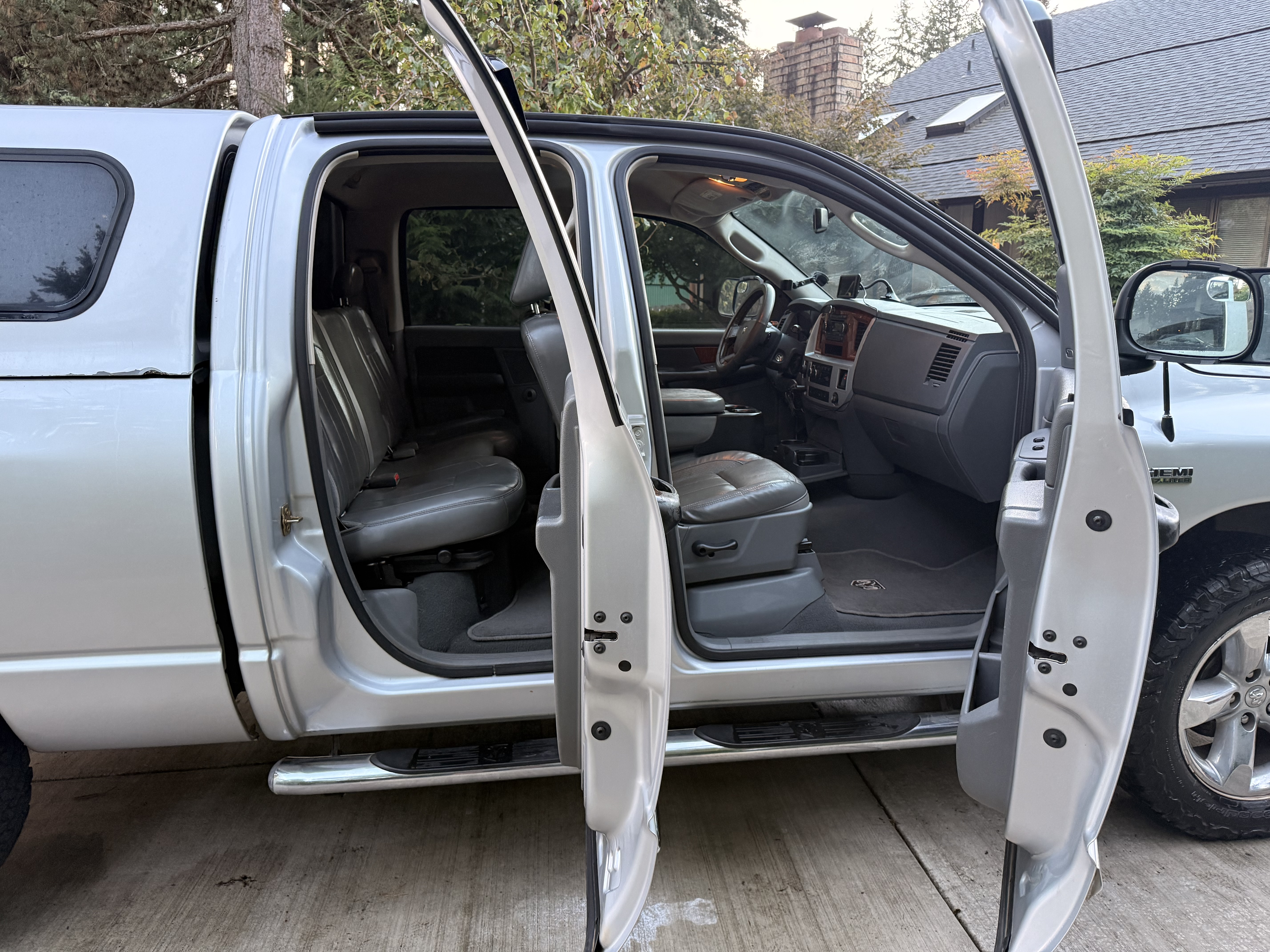 Used 2007 Dodge Ram 1500 Truck Laramie AWD/4WD image 19