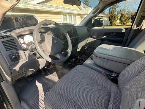 Used 2008 Dodge Ram 2500 Truck ST image 5