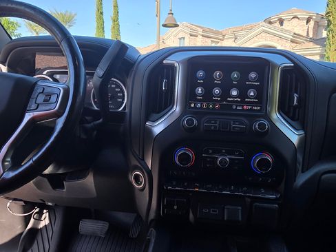 Used 2020 Chevrolet Silverado 2500 LTZ w/ LTZ Plus Package image 20