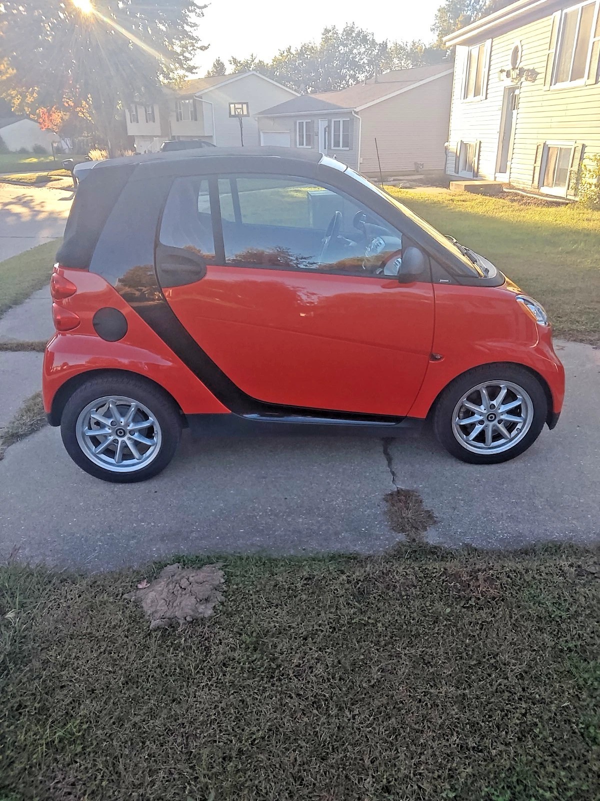 Used 2009 smart fortwo passion RWD image 24