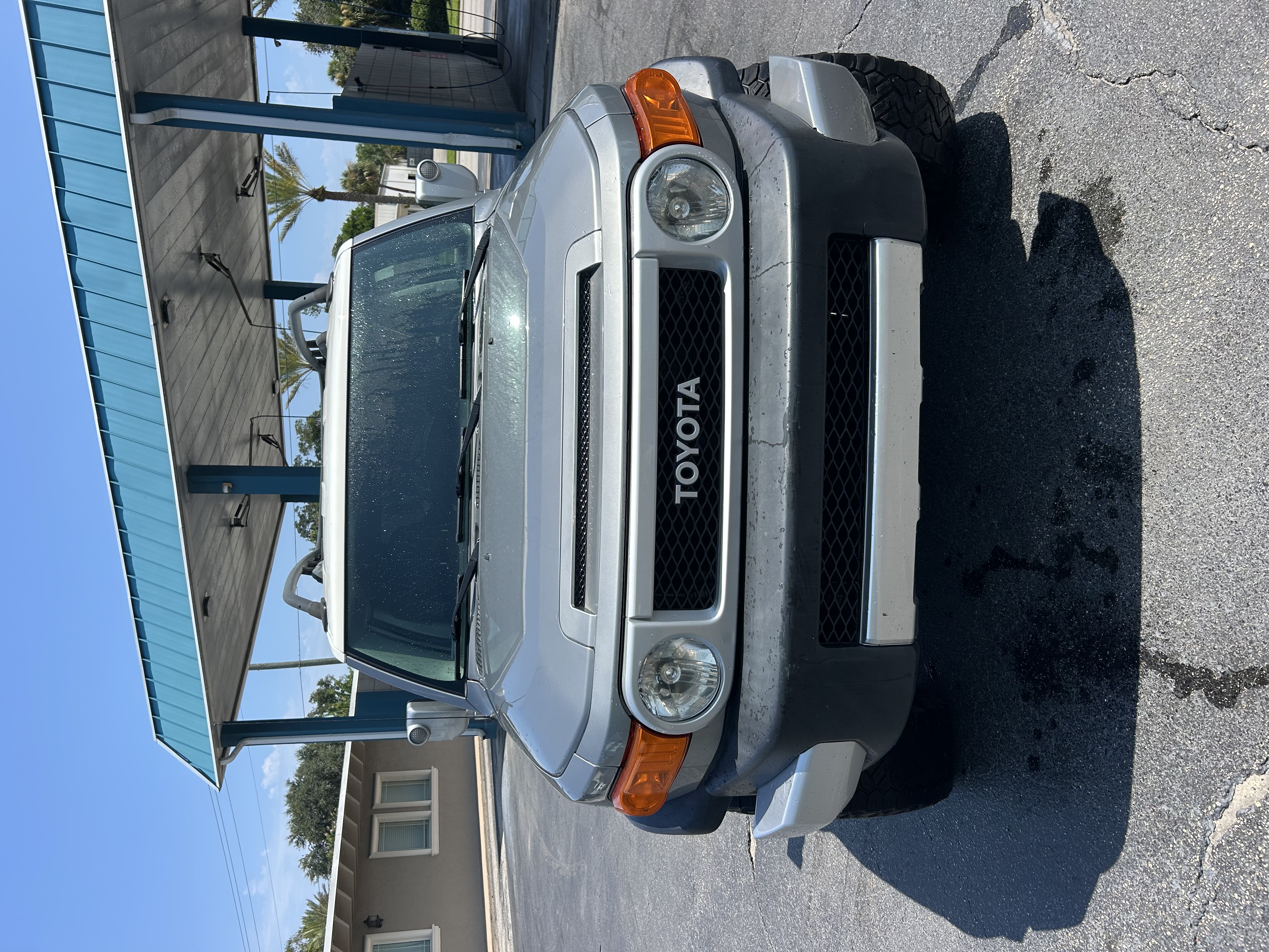 Used 2010 Toyota FJ Cruiser 4WD image 2