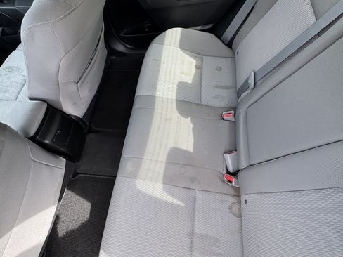 Used 2015 Toyota Corolla LE image 14