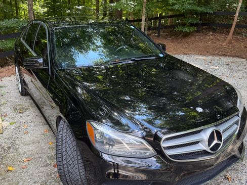 Used 2016 Mercedes-Benz E 350 Sedan image 1