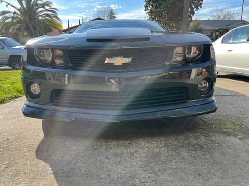 Used 2013 Chevrolet Camaro SS image 13