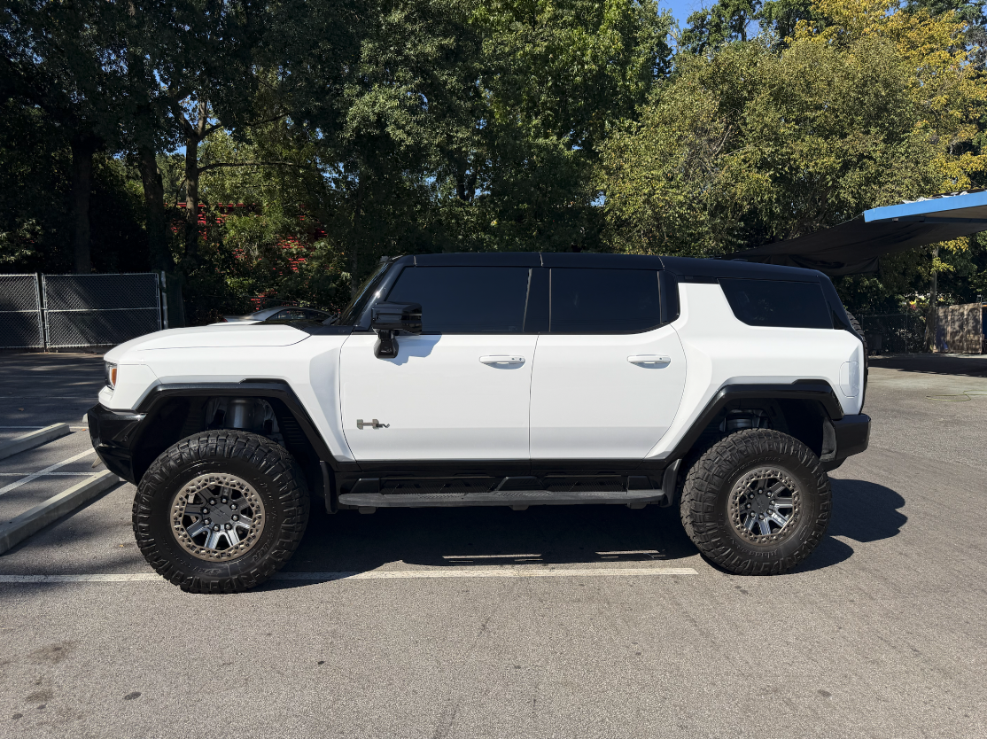 Used 2025 GMC Hummer EV 3X AWD/4WD image 1
