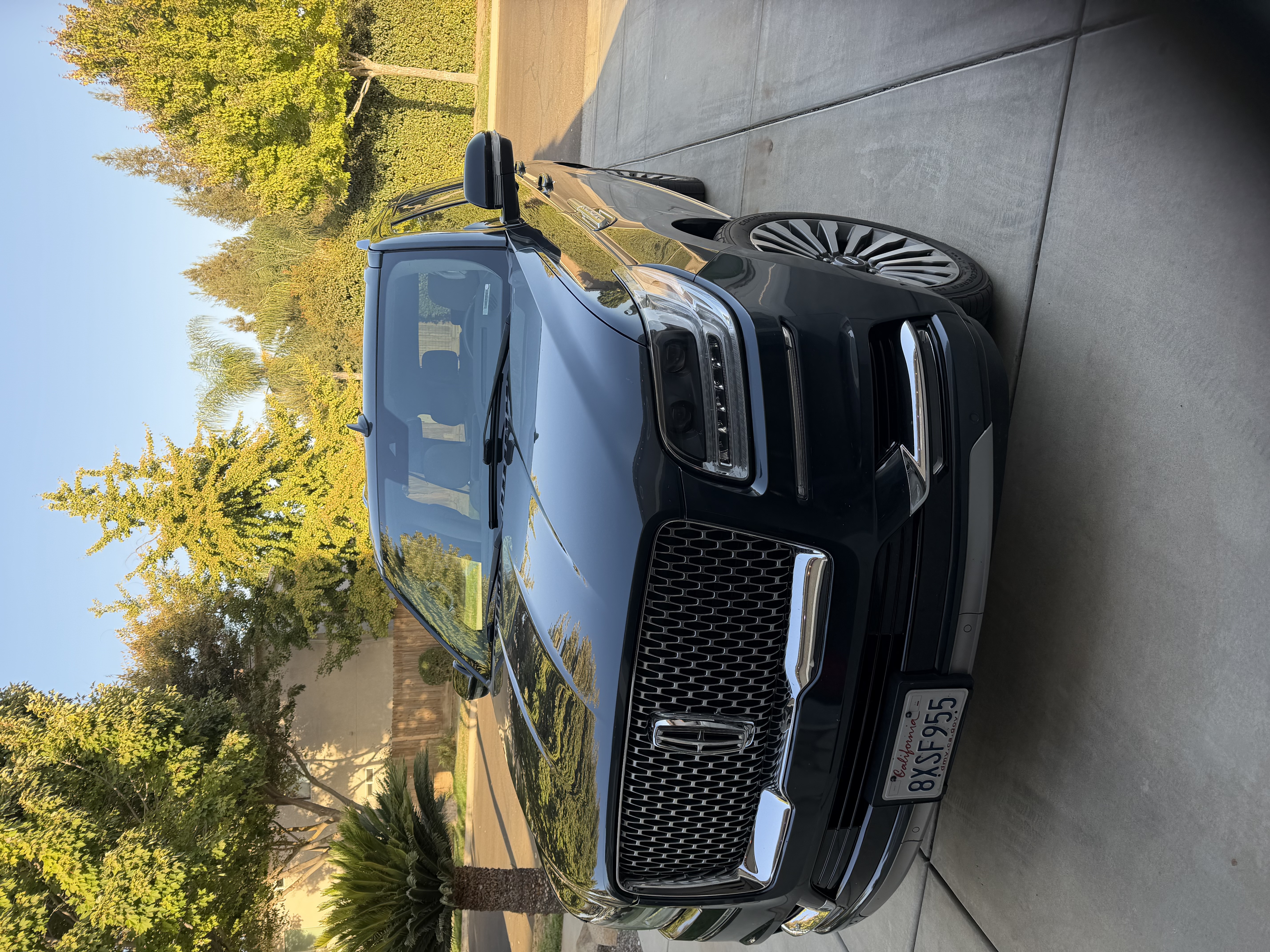 Used 2021 Lincoln Navigator Reserve w/ Luxury Package AWD/4WD image 5