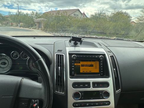 Used 2009 Ford Edge Limited image 9