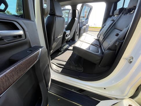 Used 2021 GMC Sierra 1500 Denali w/ Denali Ultimate Package image 10