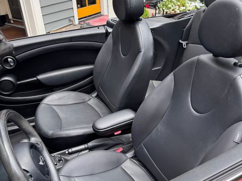 Used 2015 MINI Cooper Convertible FWD image 8