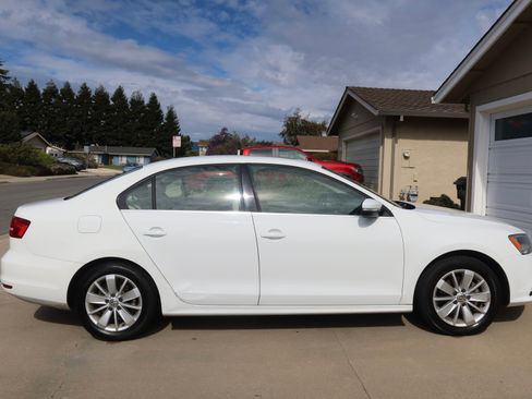 Used 2015 Volkswagen Jetta SE image 11