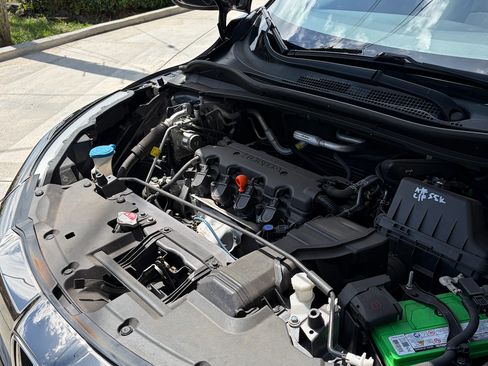 Used 2019 Honda HR-V Sport image 11