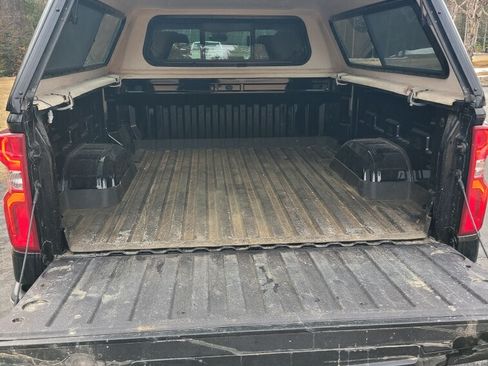 Used 2024 Chevrolet Silverado 1500 LTZ w/ LTZ Premium Package image 9