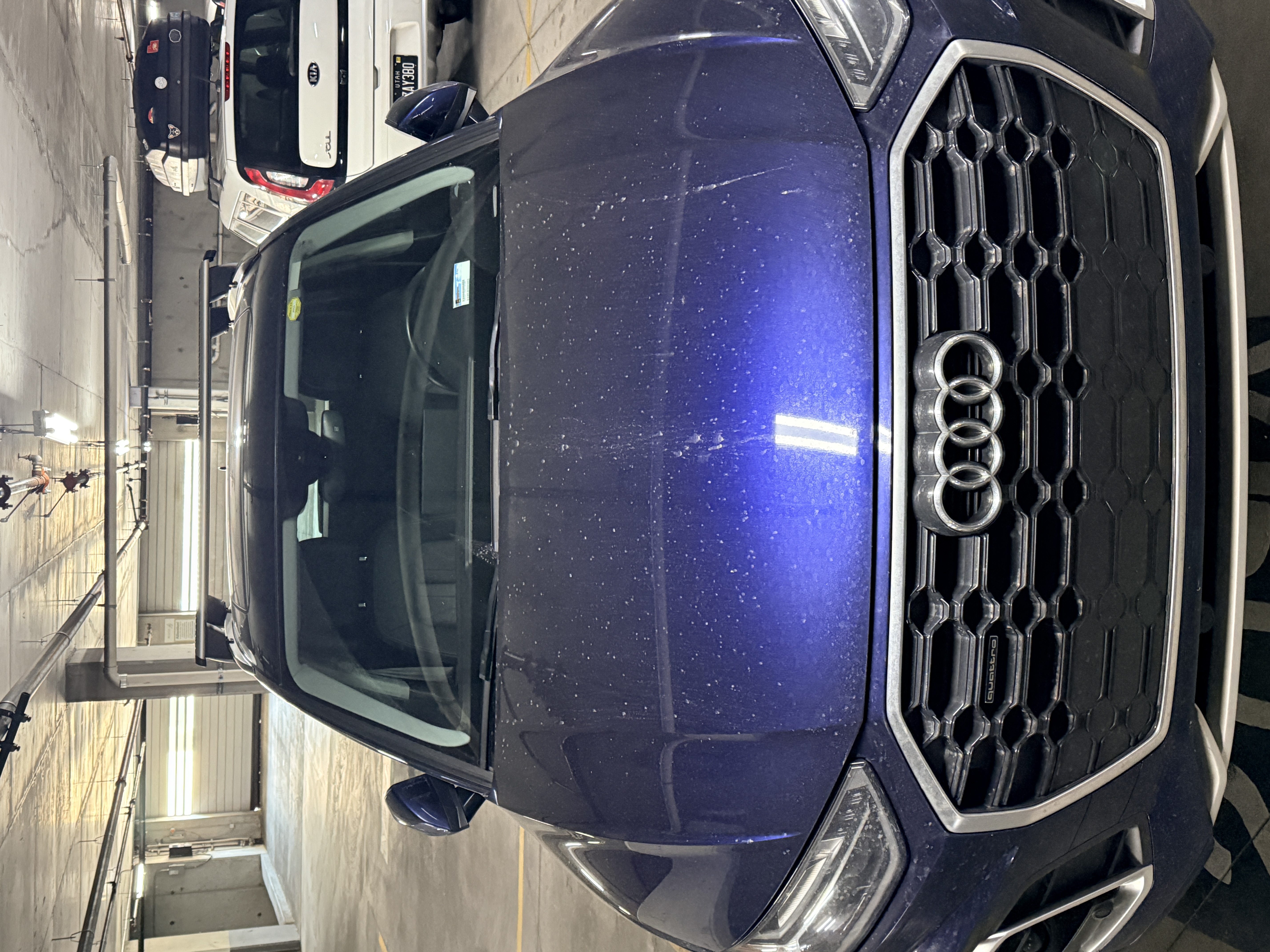 Used 2022 Audi Q5 2.0T Premium w/ Convenience Package AWD/4WD image 2
