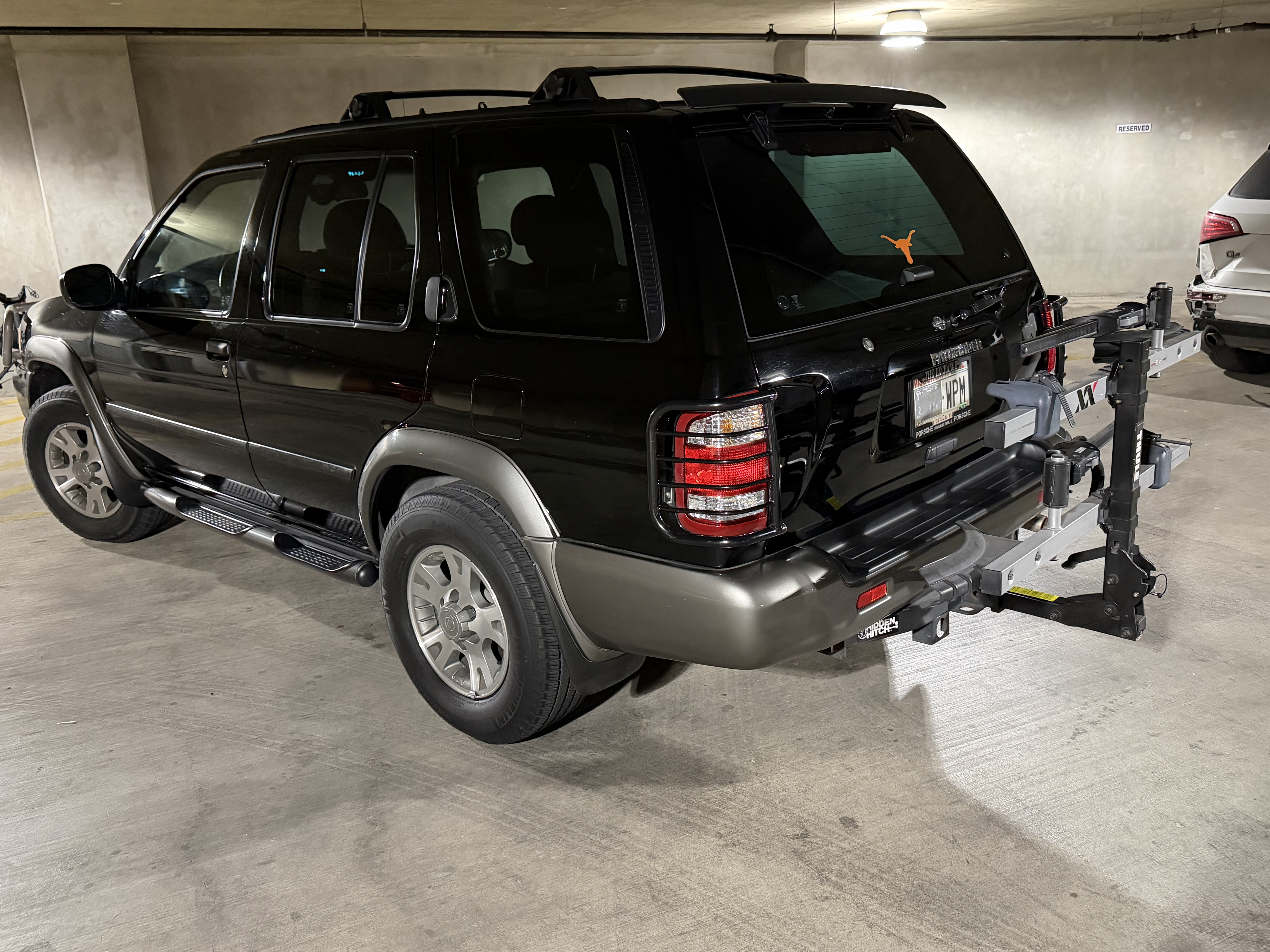 Used 2001 Nissan Pathfinder SE AWD/4WD image 4