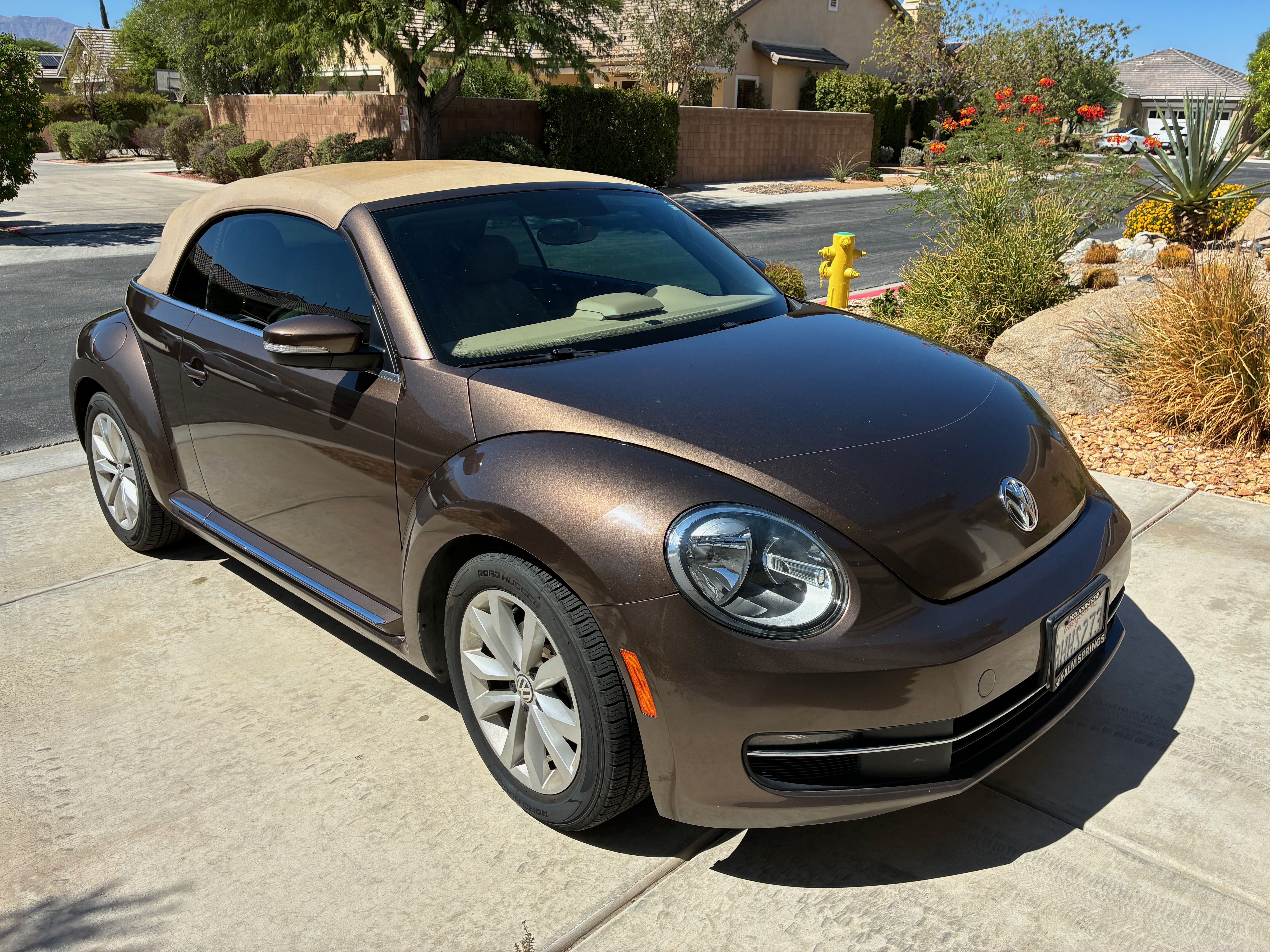 Used 2013 Volkswagen Beetle TDI FWD image 13