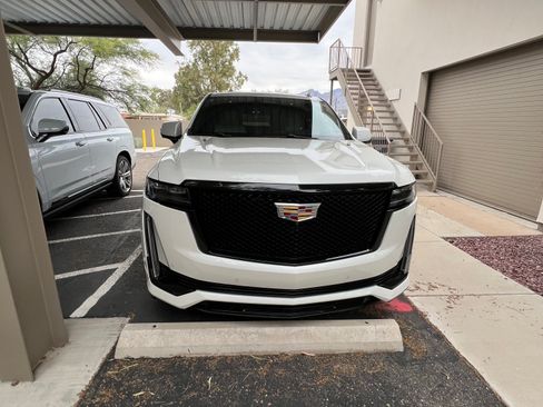 Used 2021 Cadillac Escalade Sport w/ Driver Assist Tech Package image 4