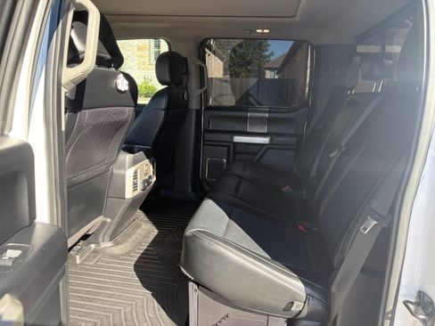 Used 2019 Ford F250 Lariat w/ Lariat Ultimate Package image 13