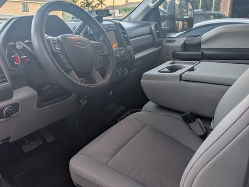 Used 2018 Ford F350 XL w/ STX Appearance Package AWD/4WD image 12