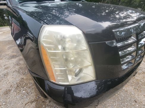 Used 2007 Cadillac Escalade AWD w/ Information Package image 4