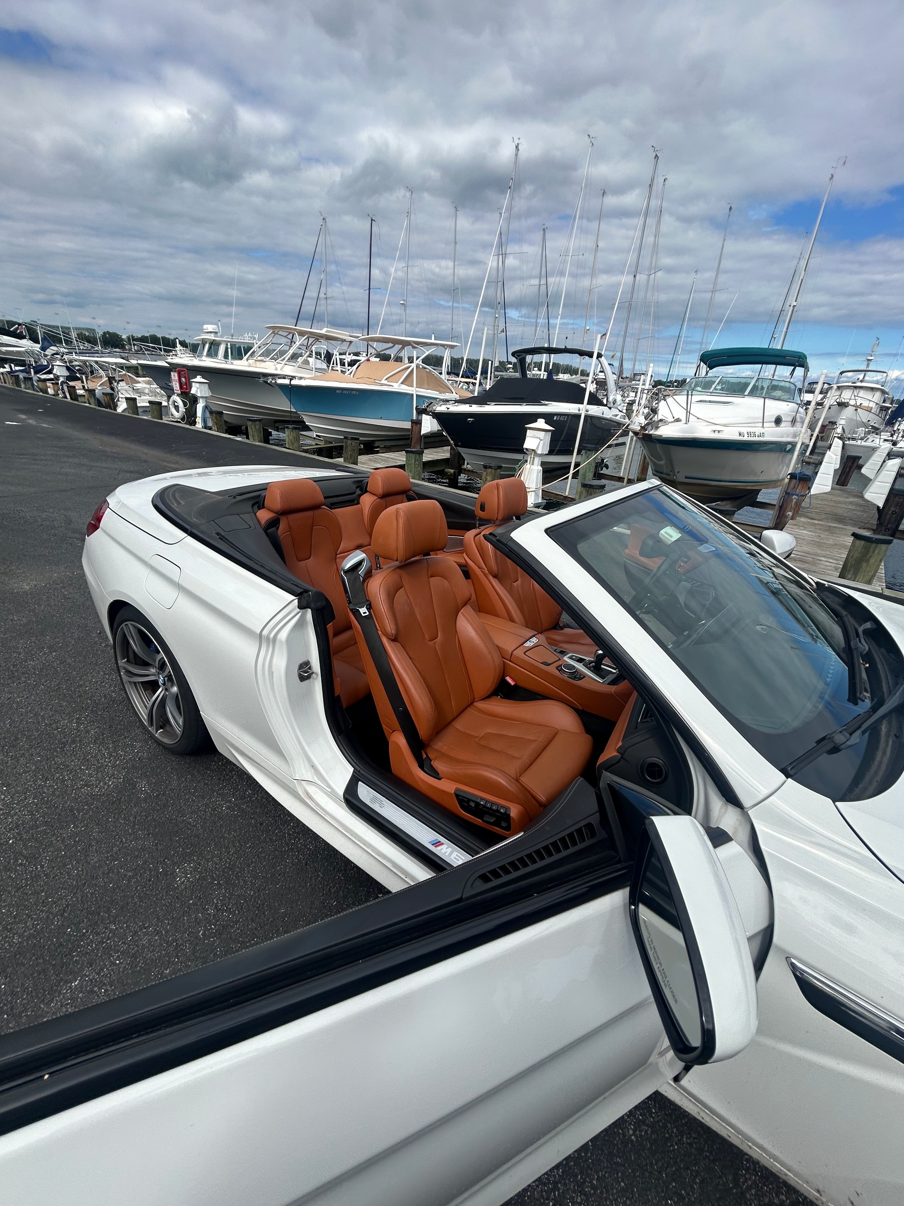 Used 2016 BMW M6 Convertible RWD image 16