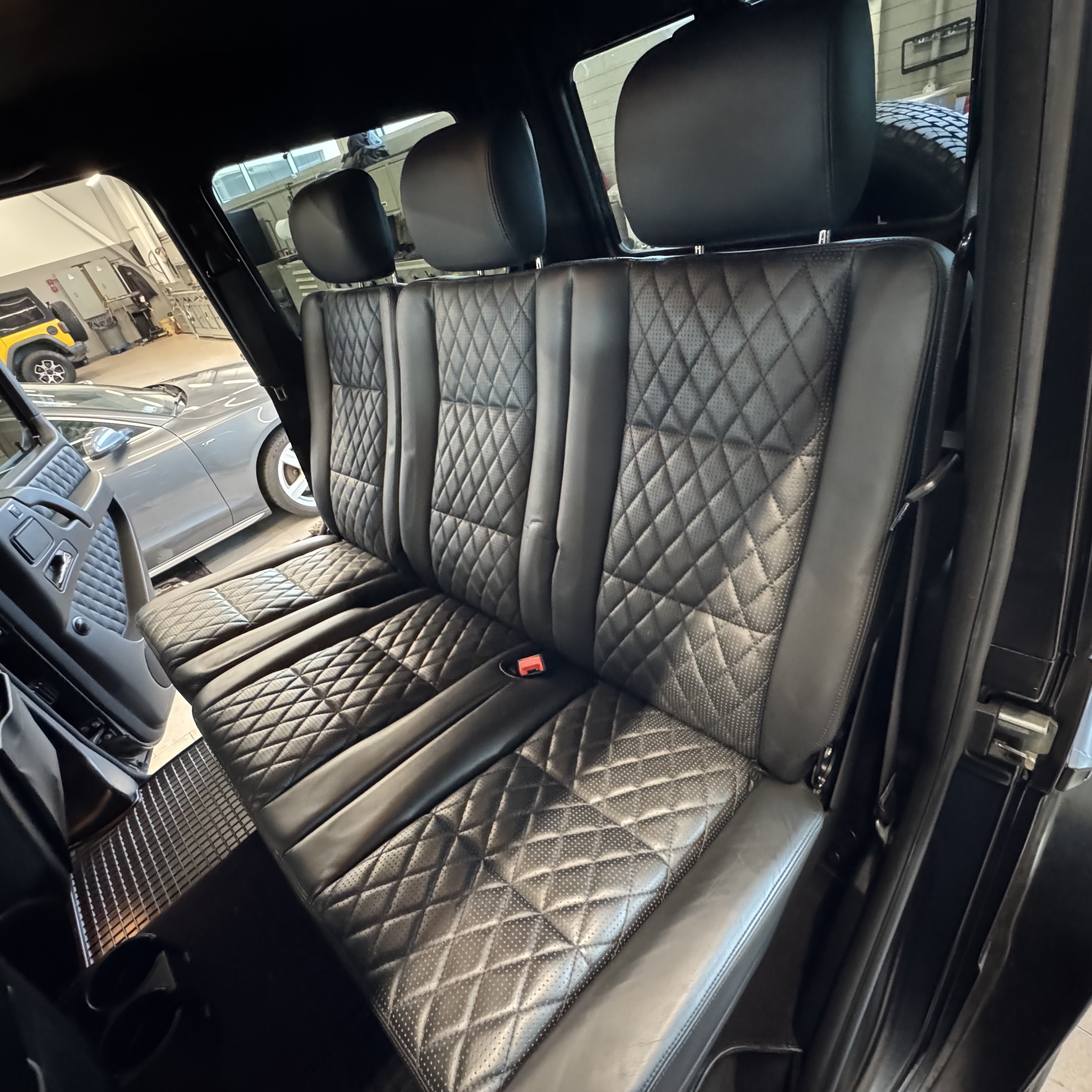 Used 2014 Mercedes-Benz G 63 AMG 4MATIC image 13